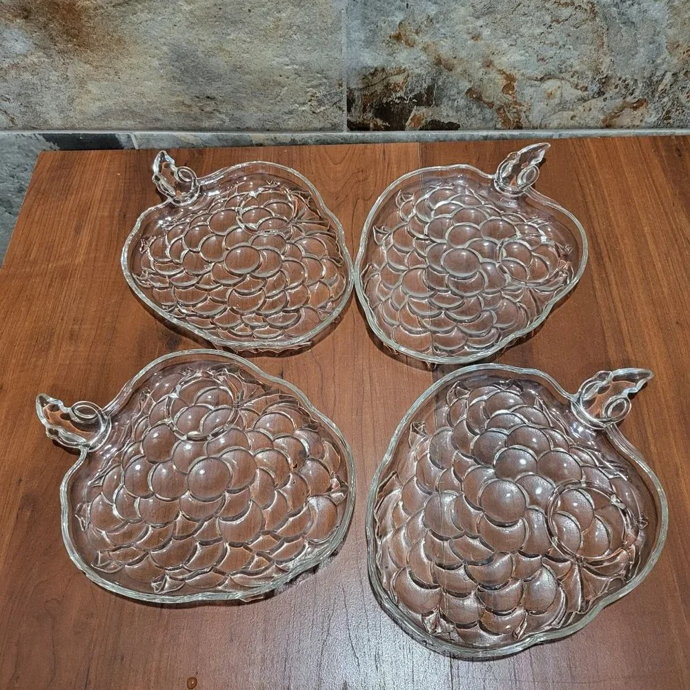 VTG Clear Glassware Snack Set 4 Four Plates Cups
